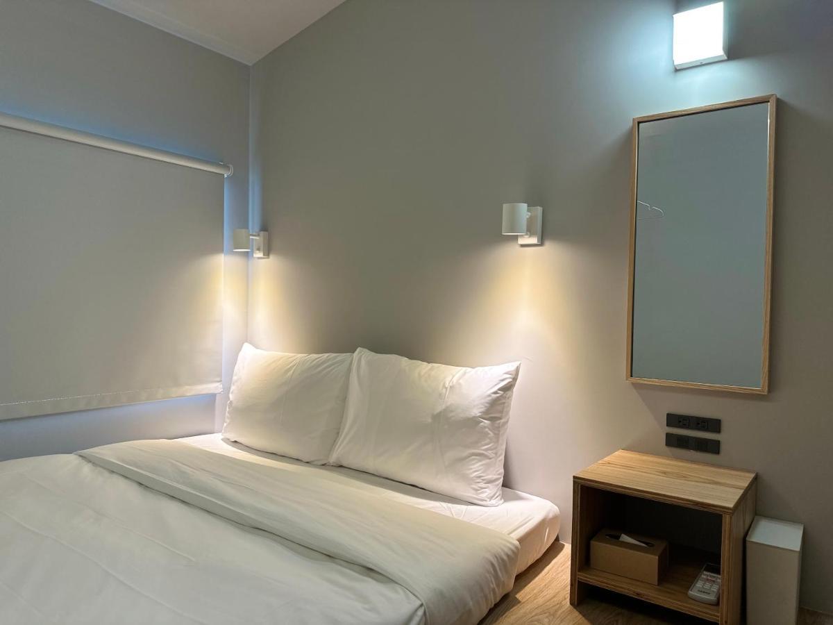 Kw2 Hostel Kaohsziung Kültér fotó