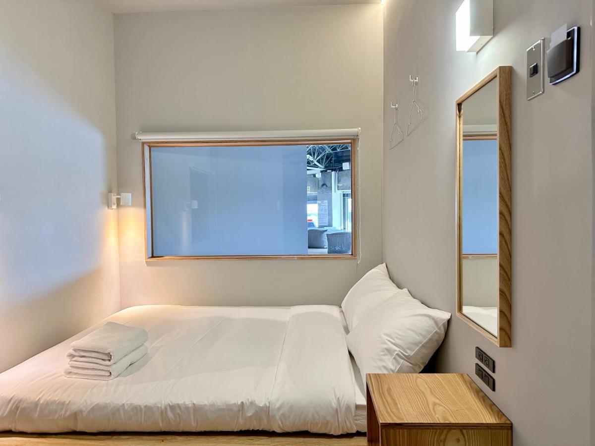 Kw2 Hostel Kaohsziung Kültér fotó